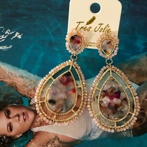 COPY - Tres Jolie Teardrop Earrings-Beige